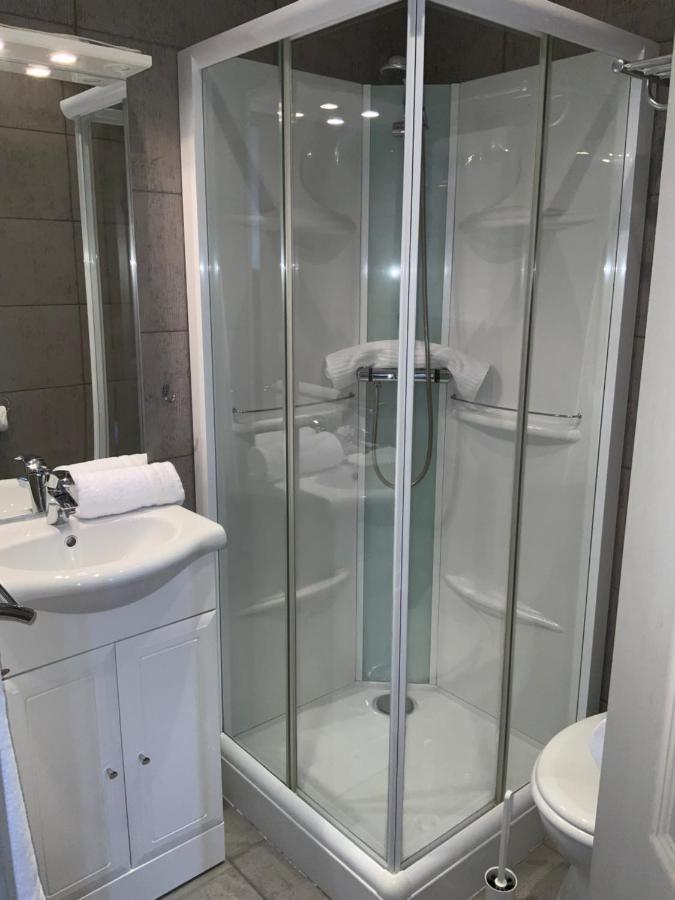 Les 3 Rois By Yy Hotel Villers-Bocage  Exterior foto