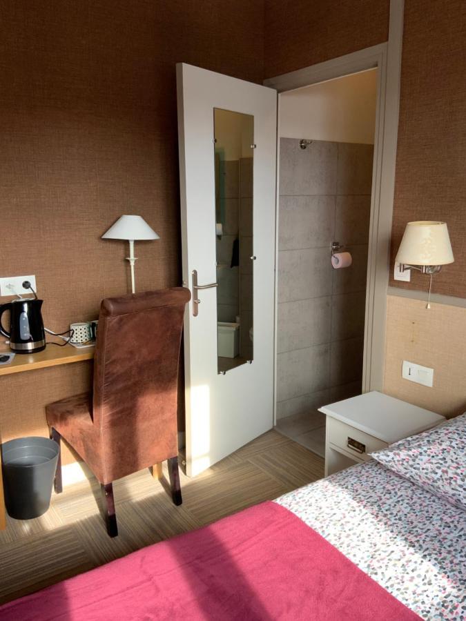 Les 3 Rois By Yy Hotel Villers-Bocage  Exterior foto