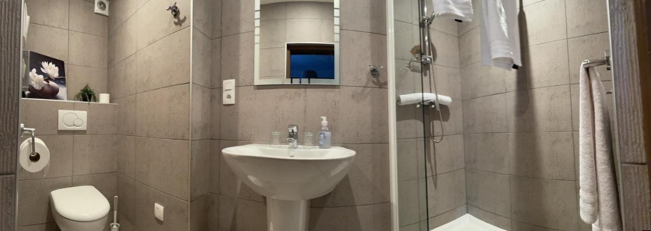 Les 3 Rois By Yy Hotel Villers-Bocage  Exterior foto